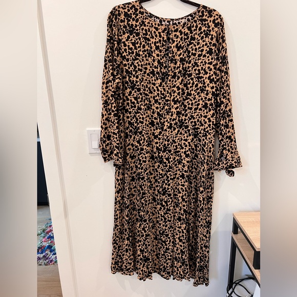 Reformation port dress es in blitz - Picture 3 of 4